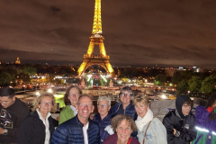 2025_Traversee-de-Paris_Eifelturm_Team